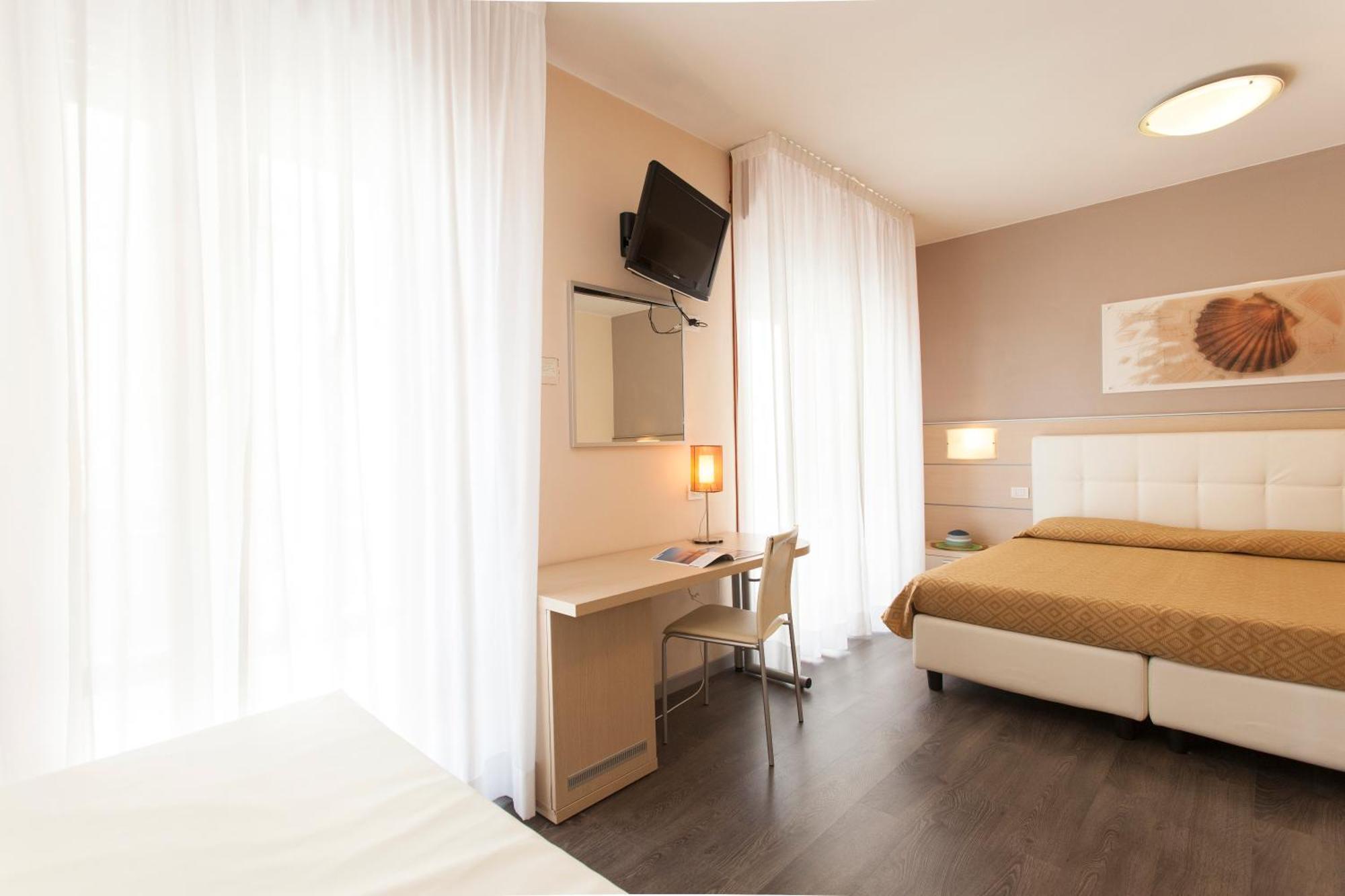 Hotel Orizzonte Lido di Jesolo Room photo